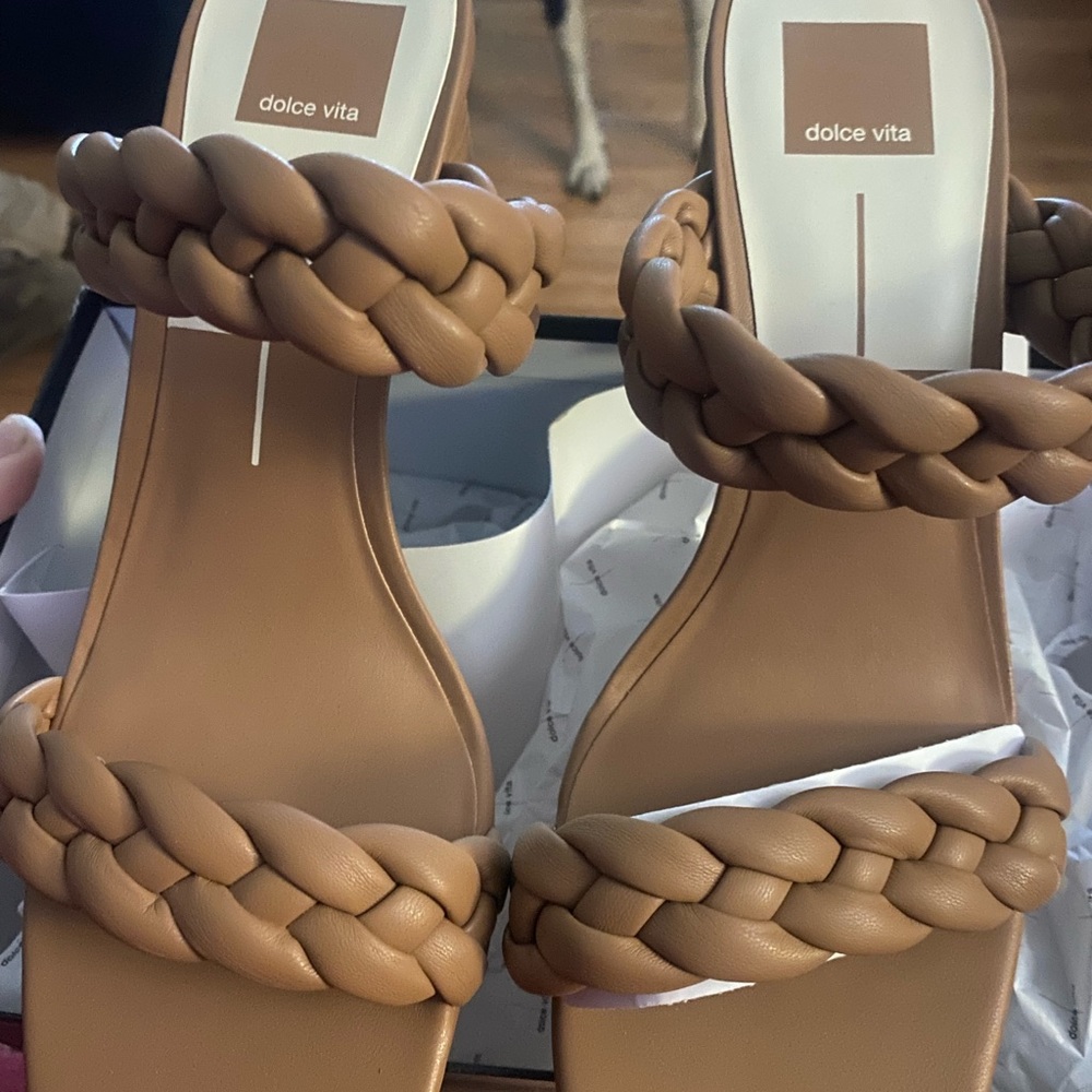 Dolce Vita Paily Wide Heels